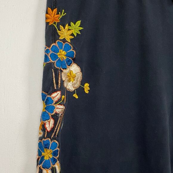 Lucky Brand Women's VTG Y2K Black Floral Embroidered Boho Sweatpants Medium - Picture 6 of 12